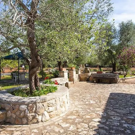 Trulli Parco Grande Вилла Каровиньо